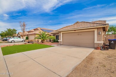 7545 W Jenan Dr, Peoria, AZ 85345 - photo 5