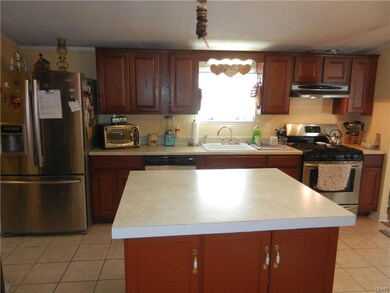 212 Goldenrod Crossing, Bath, PA 18014 - photo 7