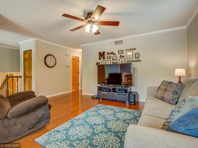 Open layout and easy access to the main bath and b