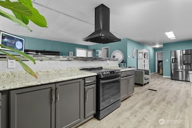 15708 81st St E unit 131, Puyallup, WA 98372 - photo 2