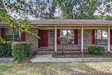 5898 Swamp Fox Rd, Jacksonville, FL 32210 - photo 4