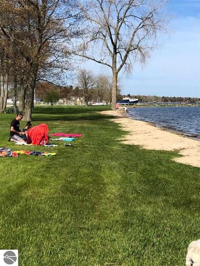 72 E Michigan Ave, Au Gres, MI 48703 - photo 5