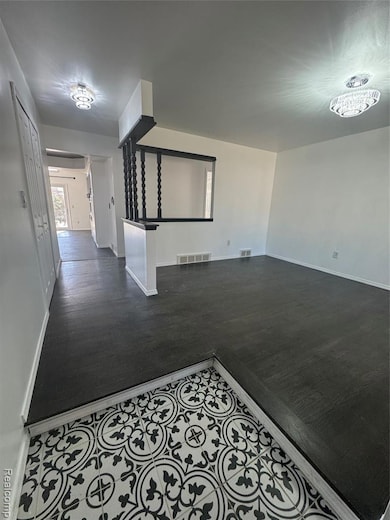 13502 Moceri Cir, Warren, MI 48088 - photo 3