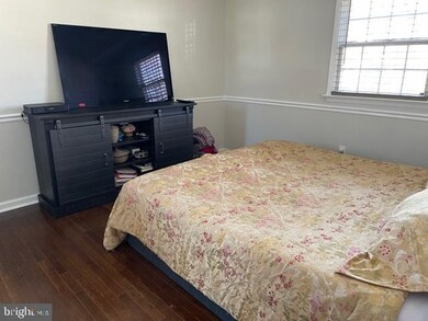 207 Hutton St, Gaithersburg, MD 20877 - photo 6