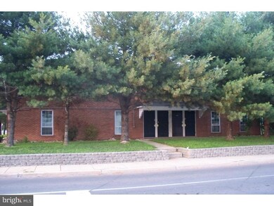 435 W 7th St, Lansdale, PA 19446 - photo 3