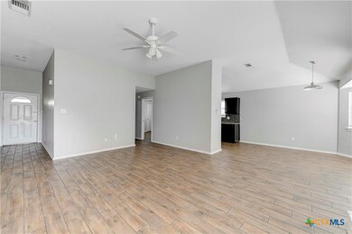 1908 Stratford Dr, Temple, TX 76502 - photo 6