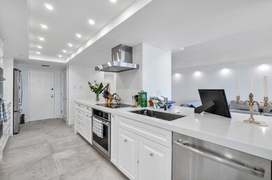 Waterview Towers unit 1505, West Palm Beach, FL 33401 - photo 7