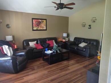 93046290_601297524063268_530968825064901