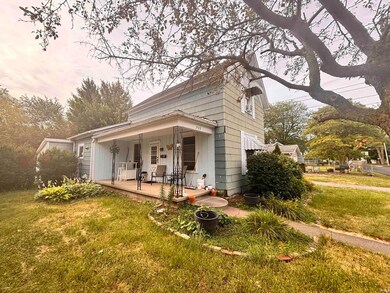 523 S Oak St, Bluffton, IN 46714 - photo 2