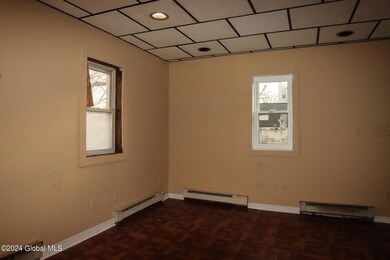 480 Hamilton St, Albany, NY 12203 - photo 5