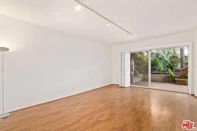 Park Wellington unit 106, West Hollywood, CA 90069 - photo 5