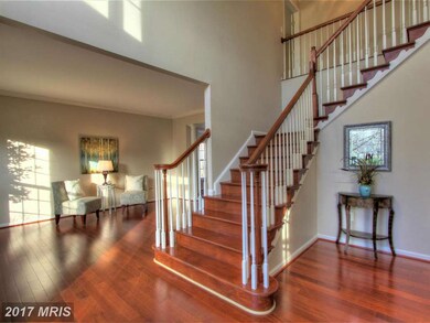 11329 Bishops Gate Ln, Laurel, MD 20723 - photo 2