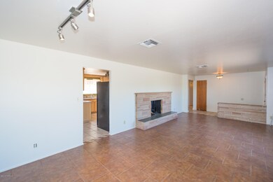 living dining-2