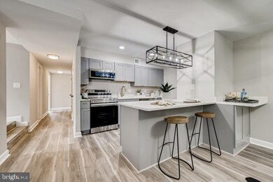 431 S Sharp St, Baltimore, MD 21201 - photo 4