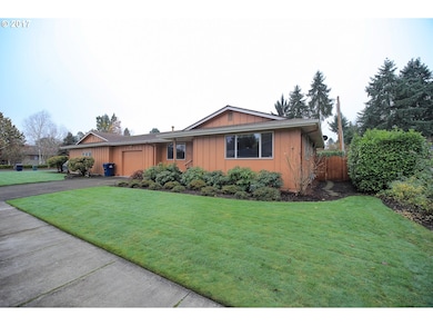 1300 Corum Ave, Eugene, OR 97401 - photo 2