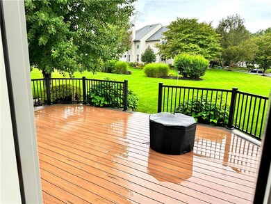 2166 Rolling Meadow Dr, Macungie, PA 18062 - photo 4