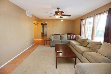 200 W Gail Dr, Chandler, AZ 85225 - photo 5