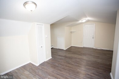 2202 Cove Rd unit SECOND FLOOR, Pennsauken, NJ 08110 - photo 5