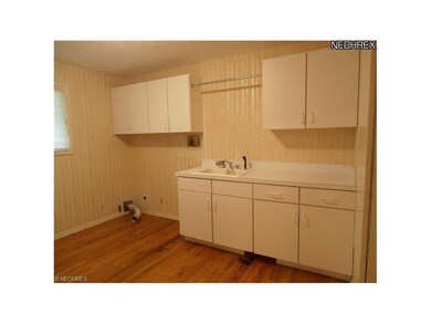 First floor laundry can be converted back to 3rd b