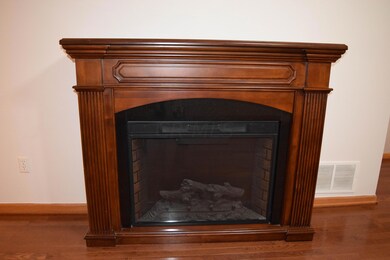 651 Millcrest Dr, Marysville, OH 43040 - photo 5