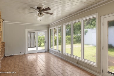 5-web-or-mls-311 S Morgan Ave-5