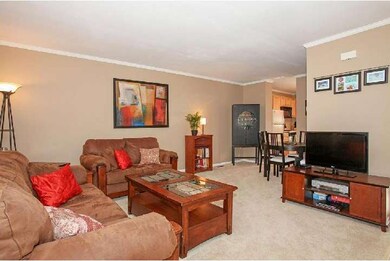 406 Snowflake Cir, Norristown, PA 19403 - photo 3