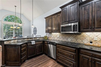 16904 S Bradley Dr, Olathe, KS 66062 - photo 7