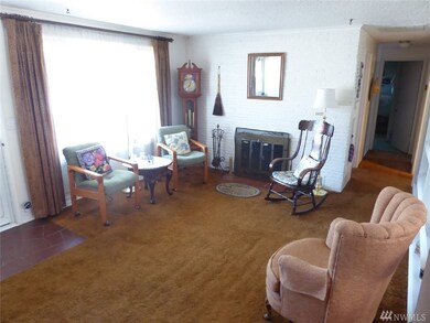 1673 SW Gails Ave, Chehalis, WA 98532 - photo 2