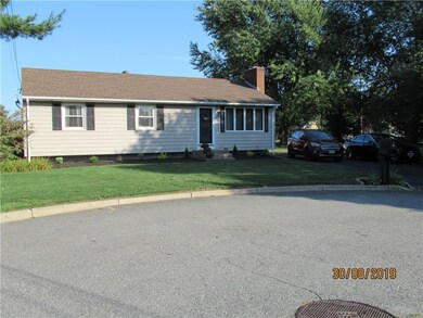 2 Greening Ln, Warwick, RI 02889 - photo 4