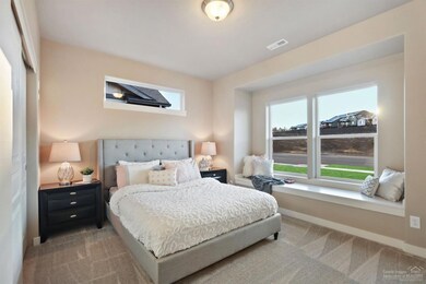 2440 SW 43rd Place, Redmond, OR 97756 - photo 3