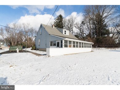 501 Bradford Rd, Oreland, PA 19075 - photo 3