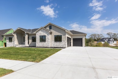 5717 S 200th Cir, Omaha, NE 68135 - photo 4