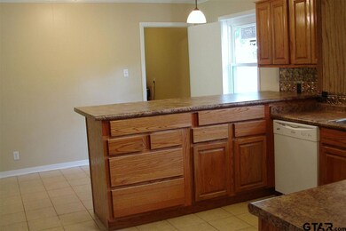 12839 Lamern Dr, Tyler, TX 75707 - photo 4