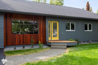 Exterior Front MS_86333-SMALL