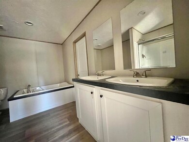 2006 Warren's Loop, Marion, SC 29571 - photo 6