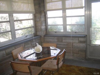 920 N Garibaldi Ave, Bangor, PA 18013 - photo 7