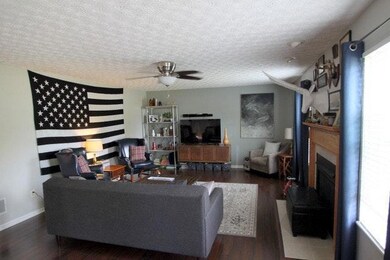 1554 Grove Hill Dr, Columbus, OH 43240 - photo 3