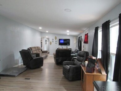 337 W 2nd St, Auburn, IN 46706 - photo 7