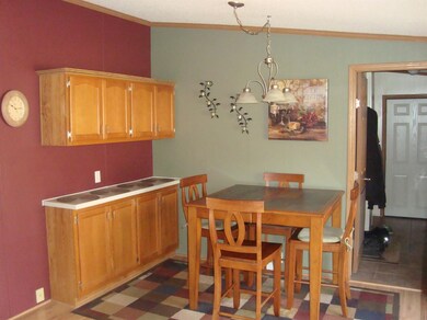 1367 E Colonial Dr, La Porte, IN 46350 - photo 5