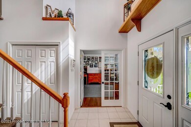 205 Autumn Dr, Moscow, PA 18444 - photo 4