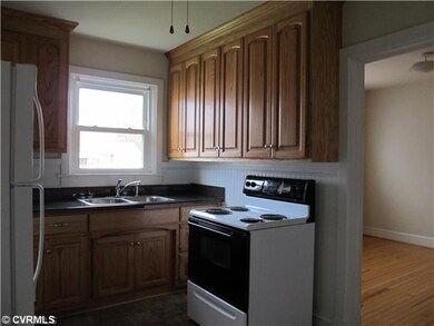 Kitchen - Newer cabinets and counter tops