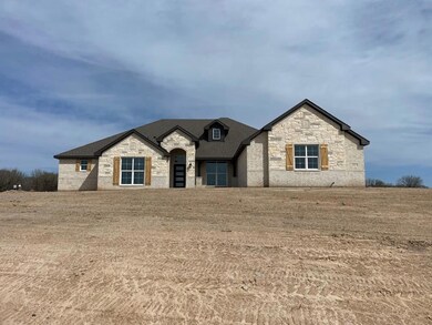 2013 Liberty Ct, Weatherford, TX 76088 - photo 2