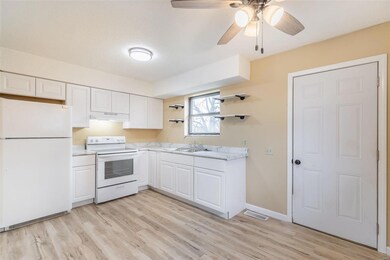 2040 Brentwood Rd, Poplar Bluff, MO 63901 - photo 3