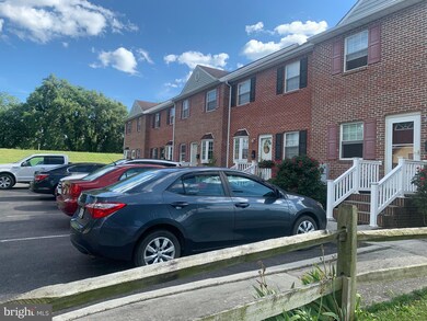 201 Clements St unit 4, Moorefield, WV 26836 - photo 2