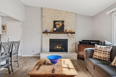 10055 Yorktown Ln N, Maple Grove, MN 55369 - photo 5