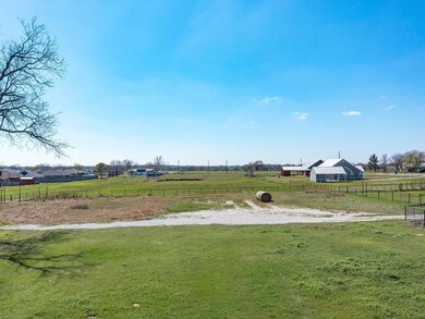 349 School House Rd, Paradise, TX 76073 - photo 5