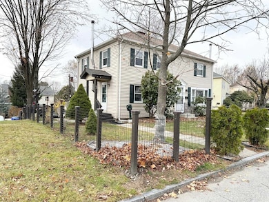 62 Harold St, Manchester, NH 03104 - photo 2