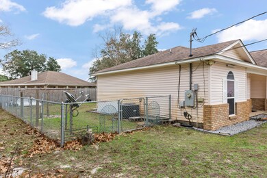 7-print-1614 Woodlawn Beach Road-21