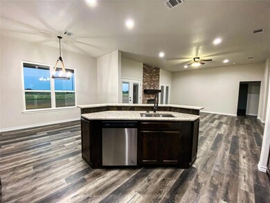 5724 County Road 1017, Joshua, TX 76058 - photo 4