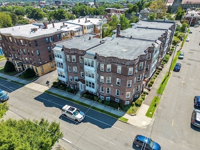 37 O'Connor Ave unit 2L, Holyoke, MA 01040 - photo 2